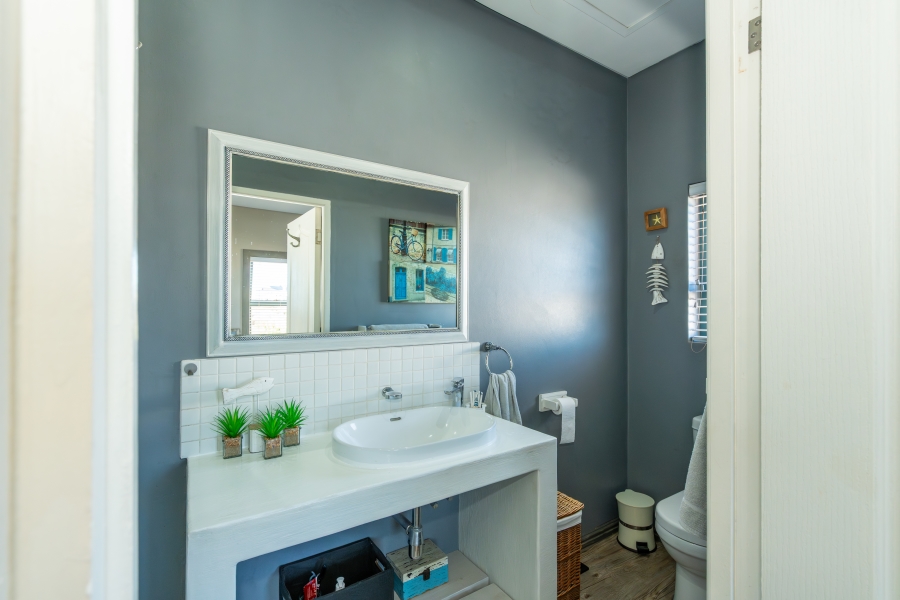 3 Bedroom Property for Sale in Blue Lagoon Western Cape
